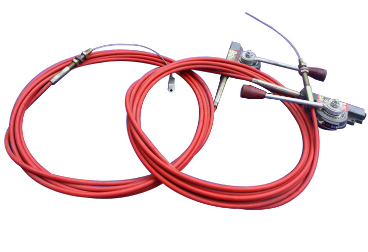 ���T����